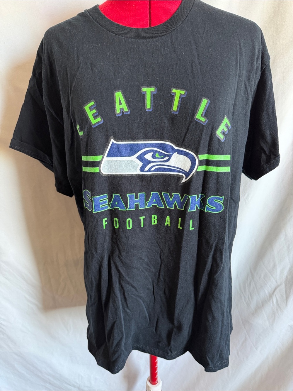 Seattle Seahawks Black Logo Short Sleeve Tee